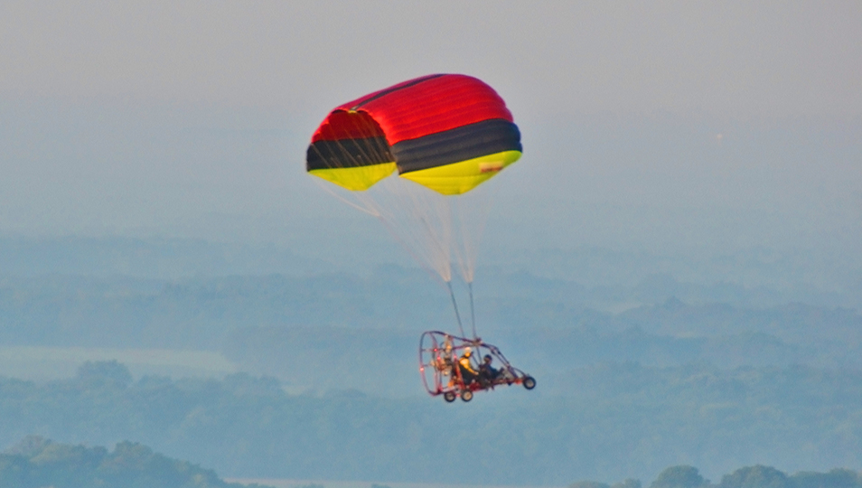 Powrachute Pegasus in Flight